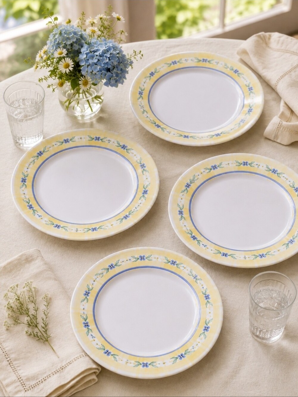 Pfaltzgraff Summer Breeze 11" Dinner Plates Set of 4 Thailand Retired